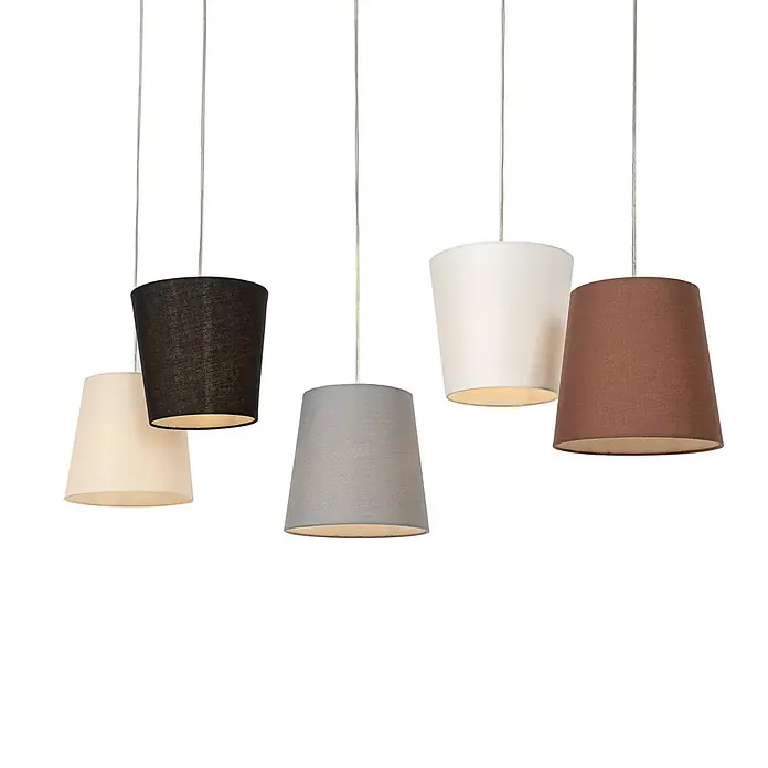 Lucande Pendelleuchte Thamila - L x B x H: 53 x 53 x 21 cm, Multicolour, karamel, Schwarz, grau, weiß, braun, E27 - Fünf Hängelampen mit Stoffschirmen in Schwarz, Beige, Grau, Weiß und Braun.