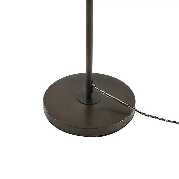 Lindby Stehleuchte Arinthea - Höhe: 153 cm, schwarz, schwarz, E14 - Dunkle Metalllampenbasis mit einem geflochtenen schwarz-weißen Netzkabel, das mit einem Clip befestigt ist.