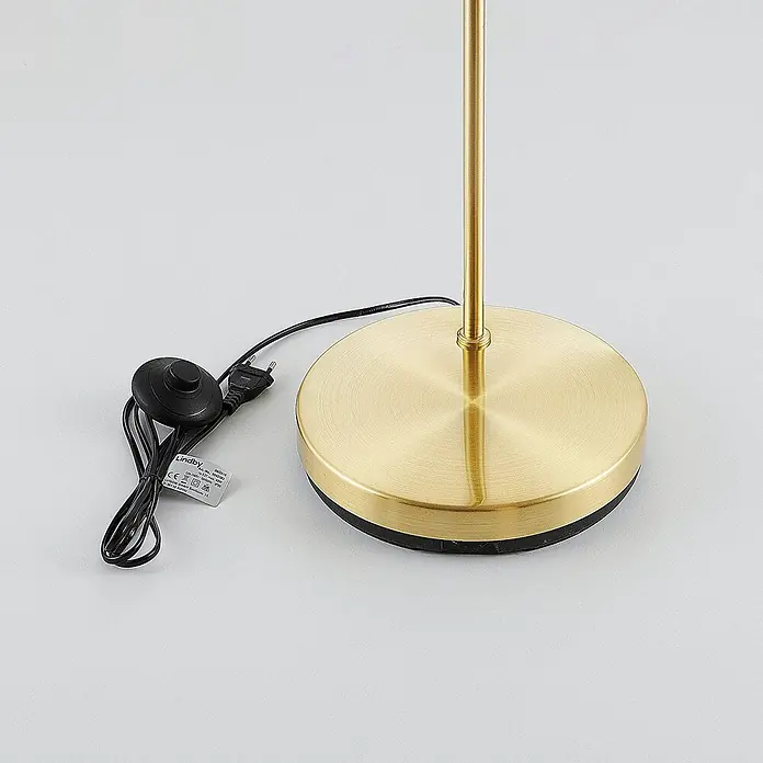 Lindby Stehleuchte Moisia - Höhe: 150 cm, messing / gold, messing / gold, E27 - Gebürsteter Messing-Lampenfuß mit schwarzem Netzkabel, Stecker und Fußschalter.