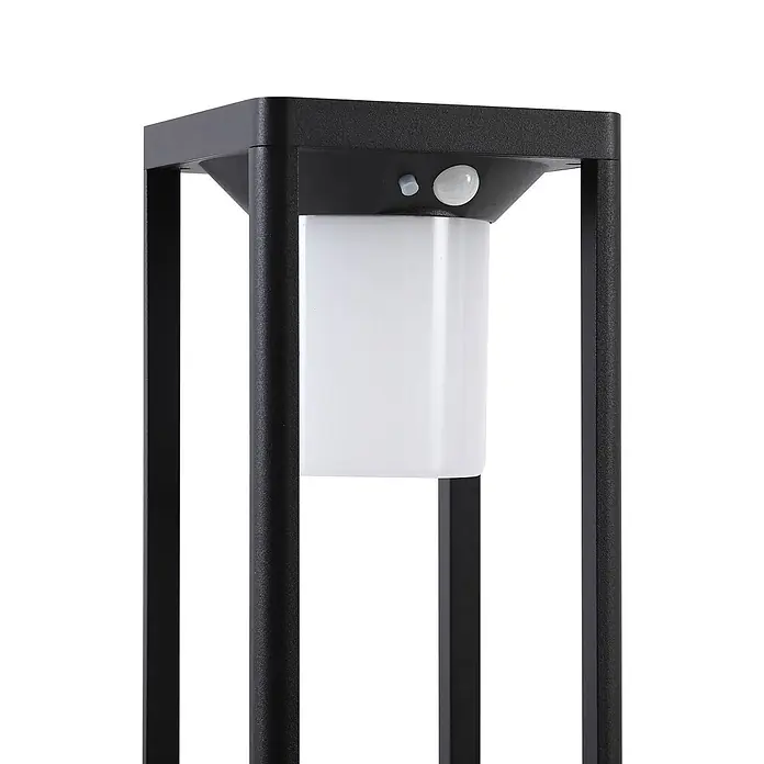 Lucande Außenlaterne Nilea -  - Schwarze Außenleuchte mit weißem zylindrischem Diffusor und integriertem Bewegungssensor.