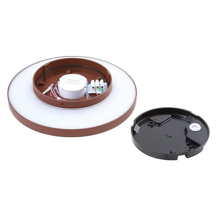 Lucande Außenwandleuchte Kayana - braun / rost, IP65 - Zerlegte runde LED-Deckenleuchte: brauner Rahmen, weißer Diffusor, interner Treiber und separate schwarze Montagebasis.