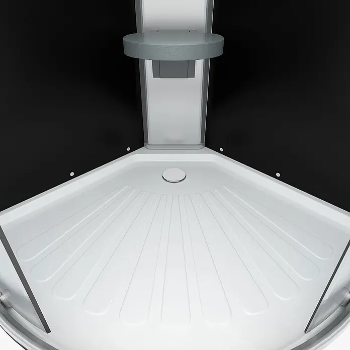 AcquaVapore Komplettdusche Fertigdusche D10-23T0-EC - 100 x 100 x 215 cm, Schwarz - Weiße Eckduschwanne mit radialem Rillenmuster und Chromablauf in einer schwarzen Duschkabine.