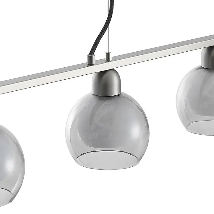 Lucande Pendelleuchte Kaiya - L x B x H: 95 x 14 x 7,8 cm, nickel, weiß, rauchgrau, E14 - Lineare Pendelleuchte mit gebürsteter Metallstange, drei Rauchglas-Schirmen und schwarzem Textilkabel.