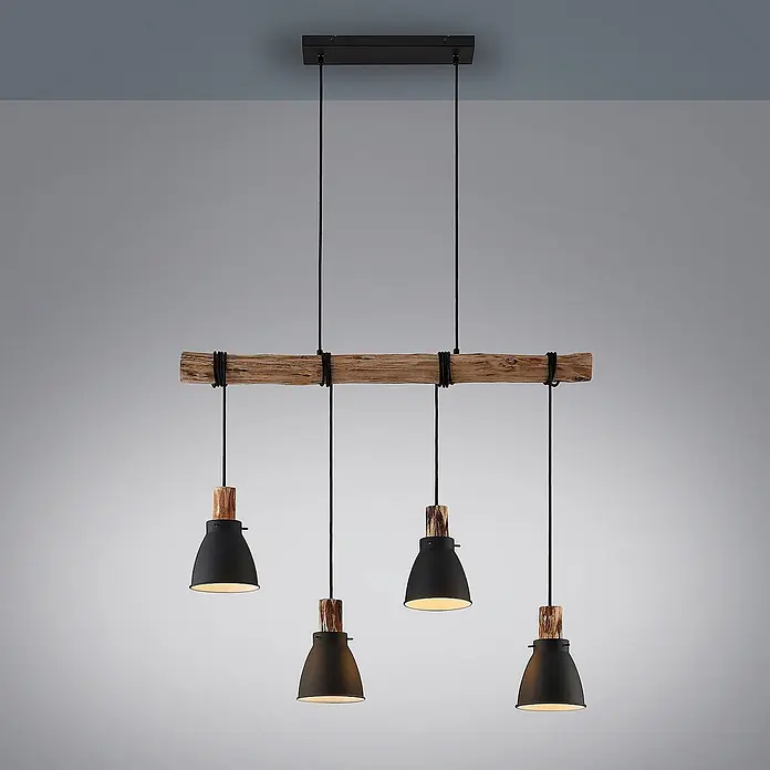 Lindby Pendelleuchte Trebale - L x B x H: 90 x 15 x 28 cm, schwarz, Schwarz, holz hell, E14 - Hängeleuchte mit vier schwarzen Metallschirmen und rustikalem Holzbalken.