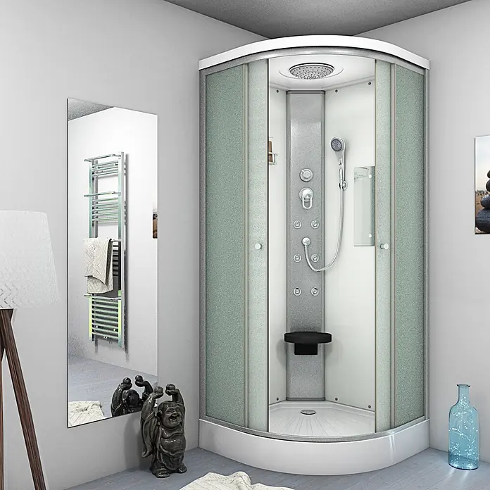 AcquaVapore Komplettdusche Fertigdusche D10-00M0-EC - 80 x 80 x 215 cm, Weiß - Eckduschkabine mit mattierten Glaspaneelen, integriertem Duschpaneel und eingebautem Sitz, in einem modernen Badezimmer.