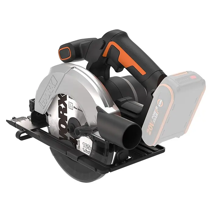 Worx PowerShare 20V Akku-Handkreissäge WX526.9 - Ohne Akku, Durchmesser Sägeblatt: 165 mm, 4.700 U/min - Eine schwarze und orangefarbene Akku-Kreissäge mit silbernem Blattschutz, Sägeblatt und Staubanschluss.