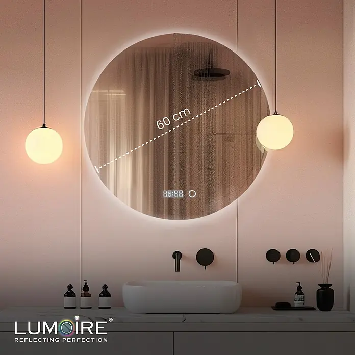Lumoire Lichtspiegel RICHMOND - 60 x 60 cm - Runder, beleuchteter Spiegel (60 cm Durchmesser) mit Digitaluhr und Touch-Bedienung in einem modernen Bad.