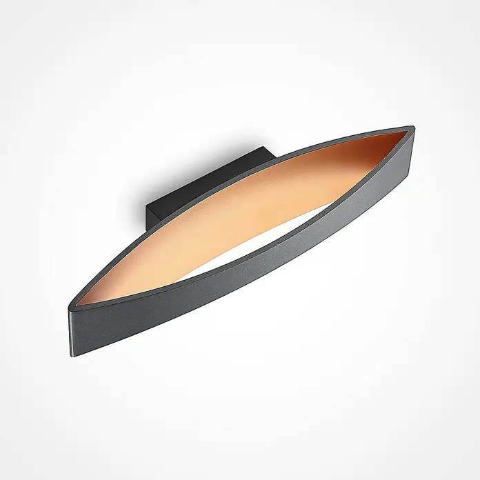 Arcchio Wandleuchte Jelle - schwarz, schwarz - Moderne dunkelgraue Wandleuchte in Bootsform mit warmem kupferfarbenem Innenraum.