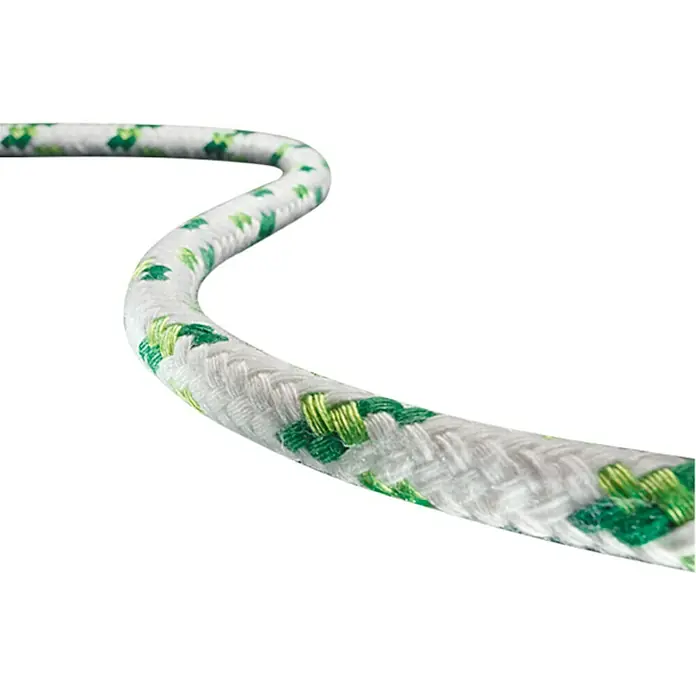 Robline Schot Meterware Neptun 500 - 8 mm, Weiß/Neonorange/Grün, Polyester - Nahaufnahme eines gewundenen, weiß-grünen Seils. Ideal für Outdoor-Abenteuer und robuste Anwendungen, das Seil bietet Festigkeit und Zuverlässigkeit.