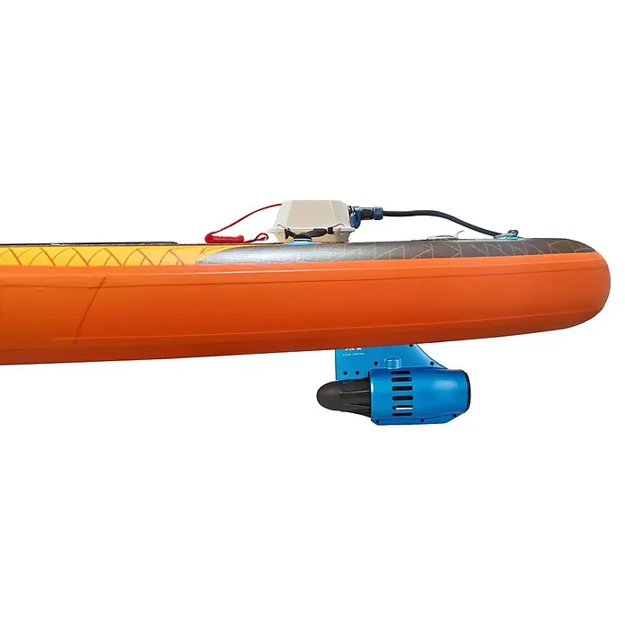 Aqua Marina SUP-Board-Set Turbo 330 - L x B x H: 320 x 81 x 15 cm, Mehrfarbig, Tragkraft: 140 kg - Seitenansicht eines orangefarbenen aufblasbaren Paddleboards mit blauem Elektromotor und weißer Steuerbox.