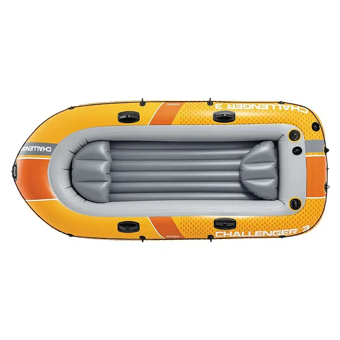 Intex Schlauchboot-Set Challanger 3 - Geeignet für: 3 Personen, L x B x H: 295 x 137 x 43 cm - Ansicht von oben auf ein orange-gelb-graues Schlauchboot, Modell Challenger 3, mit Griffen und Ruderdollen.