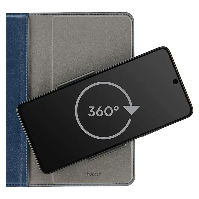 Hama Smartphone-Tasche 00118897 Universal für Handygröße 75 x 153 cm 3 Fächer - Blau - Blau-graue Tablet-Hülle, die ein schwarzes Smartphone mit 360°-Drehsymbol hält. "hama"-Logo sichtbar.