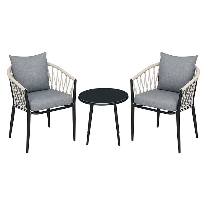 Outsunny Loungemöbel-Set mit Tisch - 3 -tlg., Legierter Stahl, Polypropylenseil, Polyester, Einscheibensicherheitsglas, 2x Stühle, 1x Tisch, 2x Sitzkissen, 2x Rückenkissen, 1x Anleitung, Grau - Outdoor-Bistro-Set mit zwei Stühlen, grauen Kissen, beigen geflochtenen Rückenlehnen und einem runden schwarzen Tisch.
