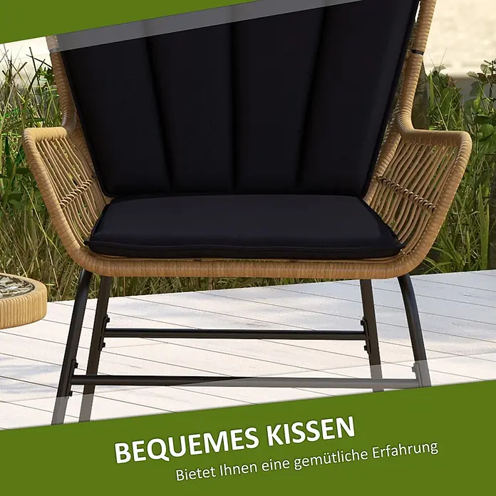 Outsunny Loungemöbel-Set mit Tisch - 3 -tlg., Stahl, PE-Ratten, Polyester, 2x Stuhl, 1x Couchtisch, 2x Sitzkissen, 2x Rückenkissen, 1x Handbuch, Schwarz - Eine Outdoor-Lounge-Sessel mit hellbraunem Rattan-Rahmen, schwarzen Kissen und schwarzen Metallbeinen.