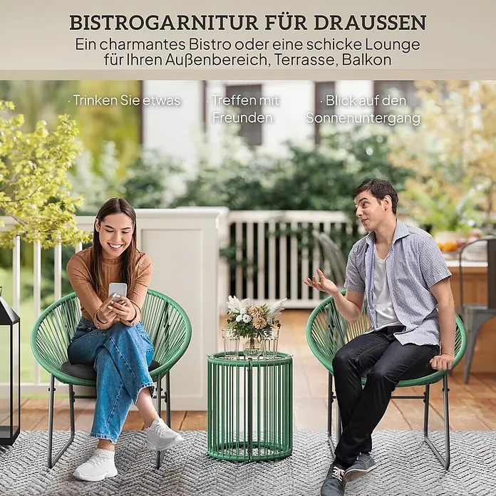 Outsunny Loungemöbel-Set mit Tisch - Stahl, PE-Rattan, Polyester, gehärtetes Glas, 1x Tisch, 2x Stuhl, 2x Sitzkissen, 1x Handbuch, Grün - Grünes Outdoor-Bistro-Set mit zwei gewebten Stühlen und rundem Tisch. Zwei Personen entspannen im Freien.