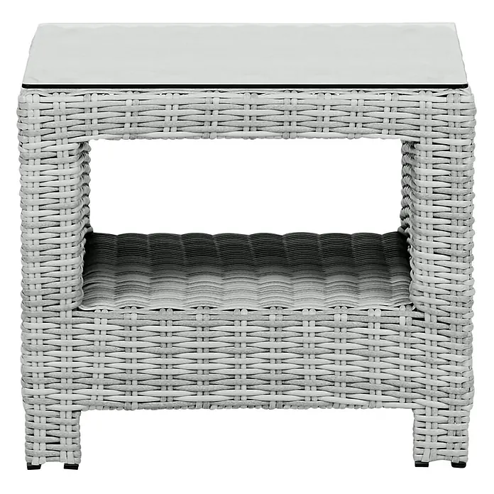 Ebuy24 Garten-Beistelltisch Vinor - L x B x H: 49 x 49 x 41 cm, Aluminium, Rattan, Glas Rattan = Polyrattan, Stapelbar, Sonstige, Beige - Heller grauer Rattantisch mit Glasplatte und unterer Ablagefläche.