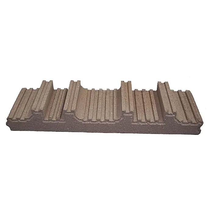 Christoph Streifen-Fundament - 50 x 15 x 7,2 cm, Beton - Hier ist ein Strukturierter keramischer Roststein, der mit Rillen und Graten für eine verbesserte Wärmeverteilung ausgestattet ist.