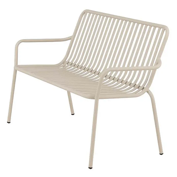 Ebuy24 Gartenbank Peking - B x T x H: 64 x 130 x 85 cm, Aluminum., Beige - Hellbeige Metallbank mit Latten und Armlehnen.