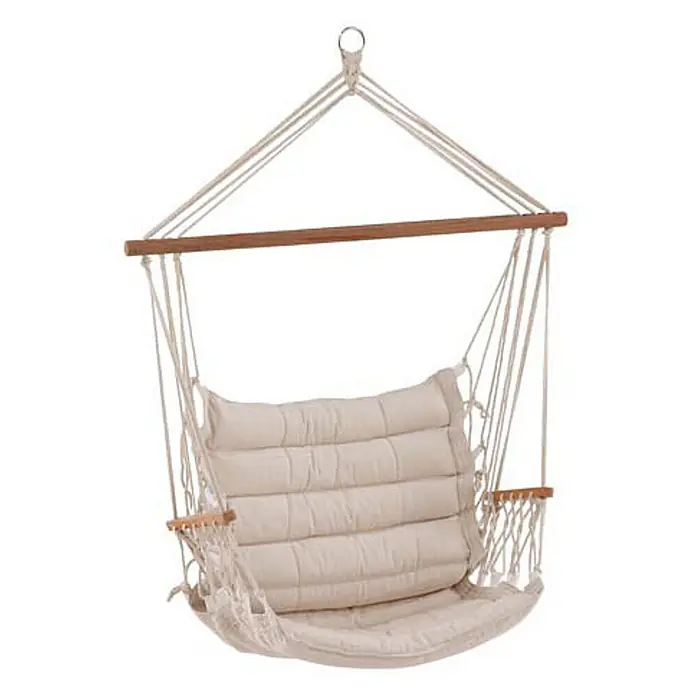 Ebuy24 Hängesessel Tapaz - L x B x H: 50 x 70 x 130 cm, Weiß - Beige gepolsterter Hängesessel mit Holzspreizstange und Makramee-Seilaufhängung.