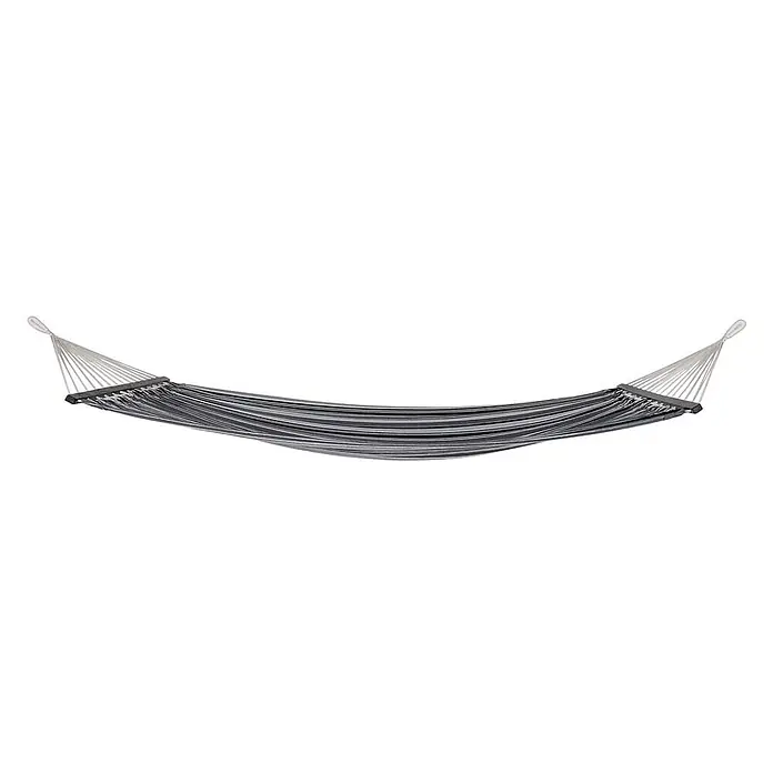 Ebuy24 Hängematte Lamia - Textil, Grau - Gestreifte Hängematte in Grau und Weiß, aufgehängt und bereit zur Entspannung.