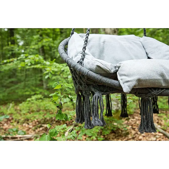 Ebuy24 Hängesessel Hamtic - Textil, Grau - Dunkelgrauer Makramee-Hängesessel mit hellgrauen Kissen.