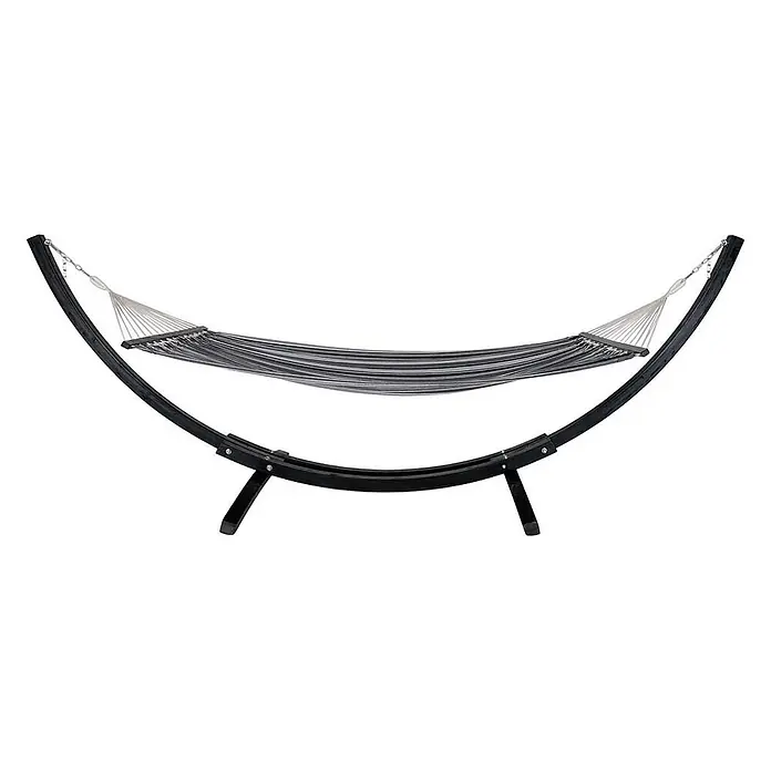 Ebuy24 Hängematte Tripoli - L x B: 320 x 120 cm, Sonstiges, Grau - Schwarzer, gebogener Holz-Hängemattenständer mit einer gestreiften grau-weißen Stoffhängematte.