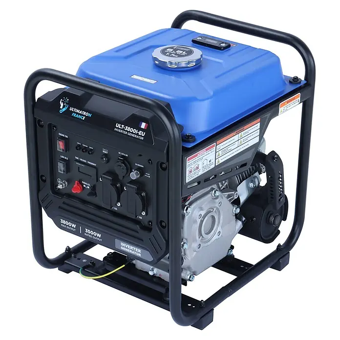 Ultimatron France Stromerzeuger ULT-3800i - Nennleistung: 3,5 kW, Tankvolumen: 6,5 l, Verbrauch: 2,4 l/h - Blauer und schwarzer Ultimatron Inverter-Generator (ULT-3800I-EU) mit 3800W Max-Leistung, 3500W Nennleistung und 6,5L Tank.