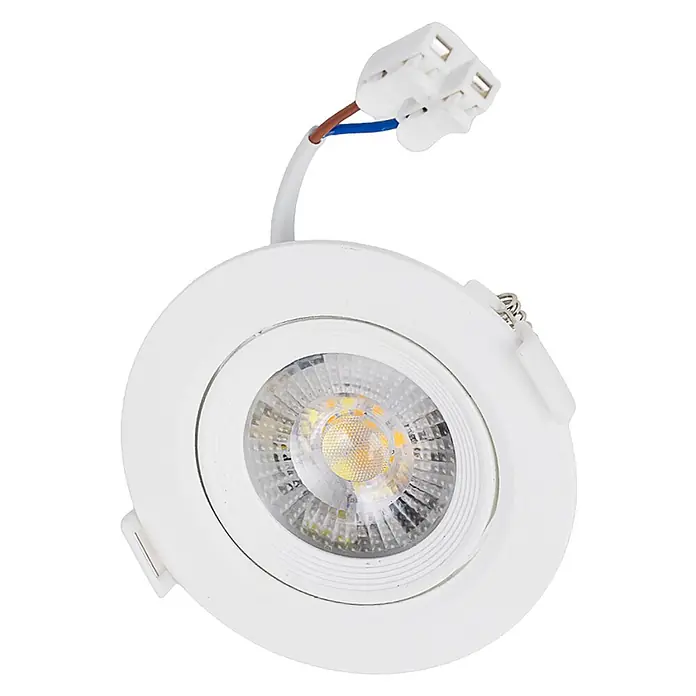 Luxula Wand- & Deckenspot LUXULA LED Downlight schwenkbar Set - 5 W, Ø x H: 9 x 5 cm, Weiß, Warmweiß - Weißer runder LED-Einbaustrahler mit integriertem LED-Chip, braunen und blauen Kabeln und einem weißen Stecker.
