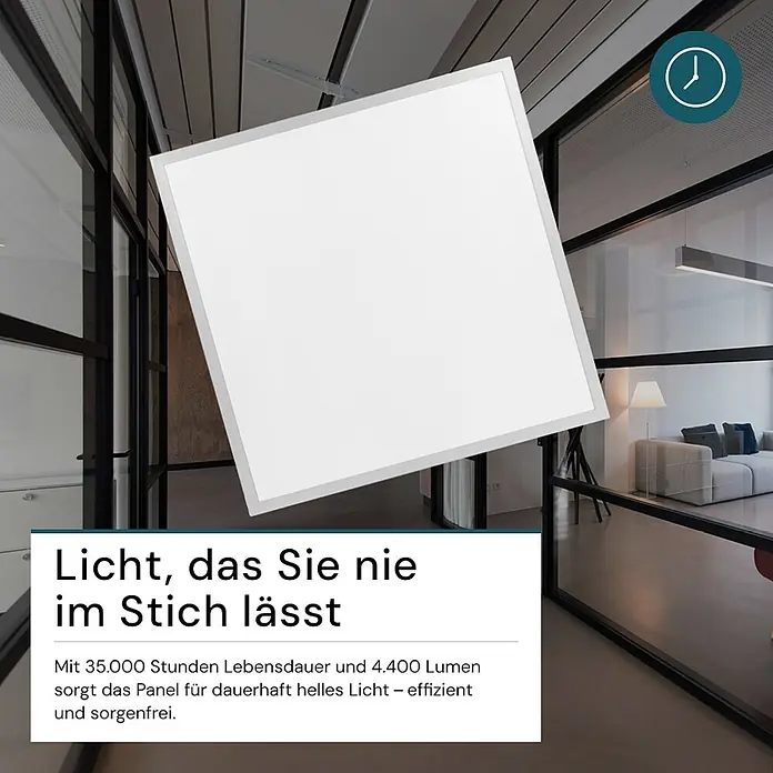 Luxula LED-Panel LED Panel - 40 W, Weiß, Weiß, Warmweiß - Ein großes, quadratisches weißes LED-Panel mit silbernem Rahmen, von einer modernen Decke abgehängt.