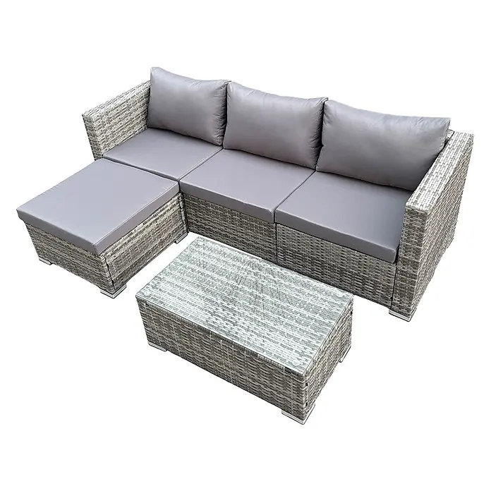 SVITA Loungemöbel-Set QUEENS - 5 -tlg., Grau - Graues Rattan-Ecksofa mit grauen Kissen und passendem Couchtisch.