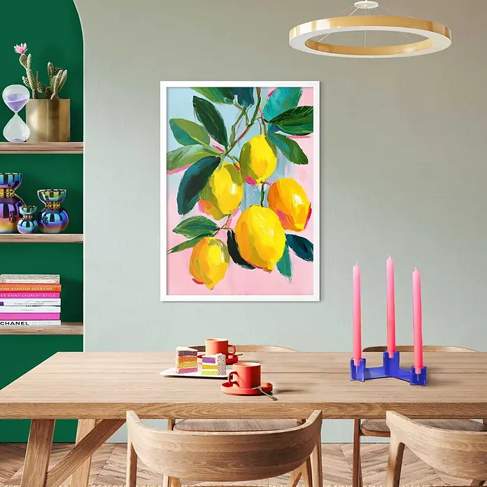 Reinders Bild Modern Frame White - Lovely Lemons, B x H: 50 x 70 cm - Lebhaftes gerahmtes Gemälde mit gelben Zitronen und grünen Blättern, an einer Wand im Esszimmer.