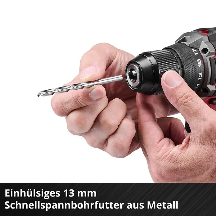 Einhell Professional Power X-Change 18V Akku-Schlagbohrschrauber TP-CD 18/50-C Li-i BL - Solo - 18 V, Ohne Akku, 50 Nm - Person steckt Bohrer in 13 mm Metall-Schnellspannbohrfutter des Akkuschraubers.