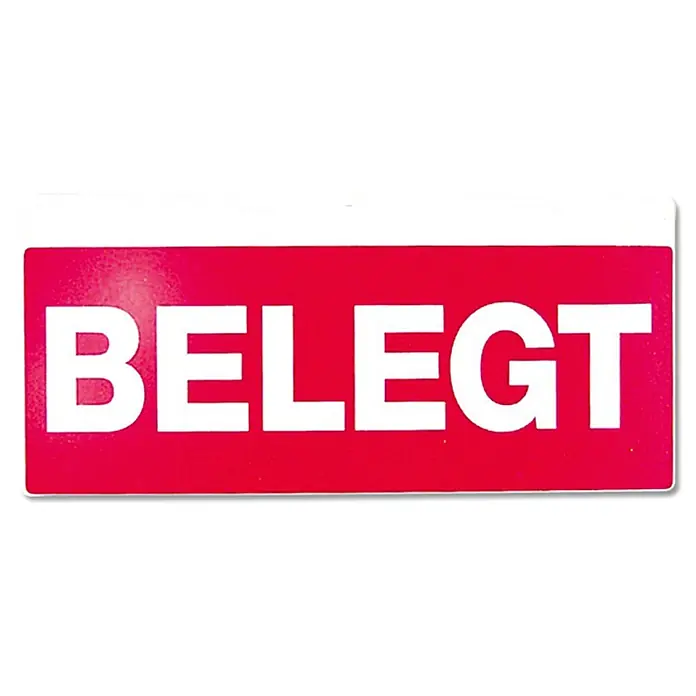 Schild Liegeplatz - 2,4 x 1,1 cm, Motiv: Belegt - Das Bild zeigt ein rotes Schild mit dem weißen Wort „BELEGT“. Ein klares Signal, dass der Raum oder Platz momentan belegt ist.