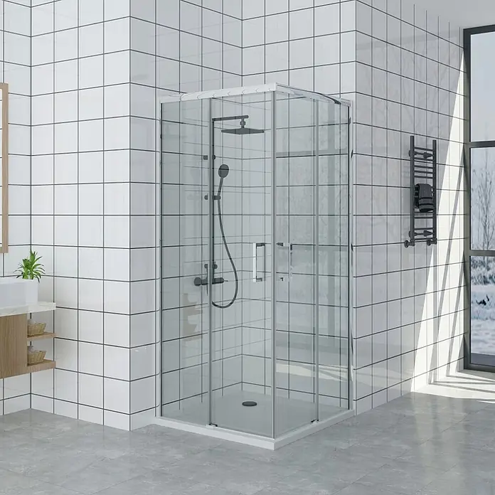 FRASCIO New Tecnology Duschwanne Duschwanne - L x B: 1.200 x 800 mm, Verbundwerkstoff, Schwarz - Eckduschkabine aus Glas mit Chromrahmen, Kopf- und Handbrause, in einem modern gefliesten Bad installiert.
