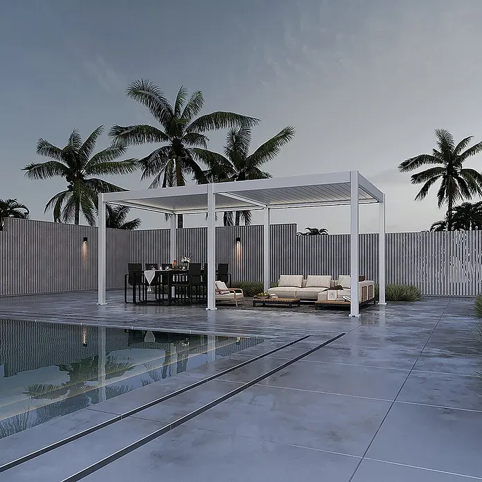 Weide Pergola E-Deluxe Elektrisch freistehend Aluminium 3 x 6 m Weiß - B x T: 600 x 300 cm, Farbe Gestell: Sandpapier FinishWeiss / RAL Farbcode 9016, Aluminium - Weiße, moderne Pergola über Ess- und Loungebereich am Pool in einem tropischen Garten.
