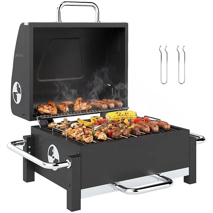 Outsunny Smoker -  - Dunkelgrauer tragbarer Holzkohlegrill mit Chromgriffen, auf dem Hühnchen, Würstchen und Gemüsespieße mit Rauch gegrillt werden. Zwei Chromwerkzeuge.