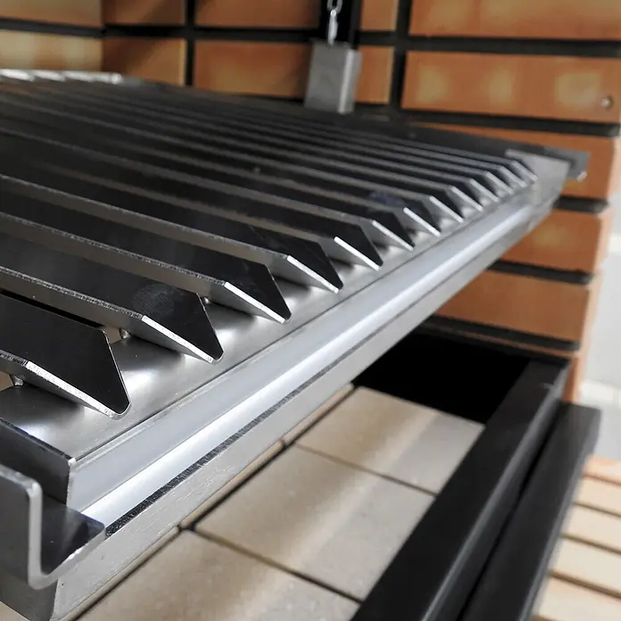 Movelar Pan American Holzkohlegrill - Schwarz/Orange - Edelstahl-V-Rost mit Fettauffangschale für den Außen-Steingrill.