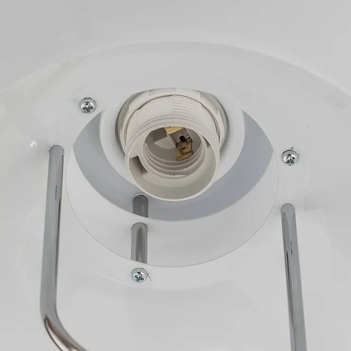 Lindby Pendelleuchte Nadija - L x B x H: 43 x 43 x 22 cm, weiß / opal, weiß, E27 - Weißes Lampengehäuse mit Lampenfassung und Metallkontakten, befestigt mit silbernen Schrauben und Chromstangen.