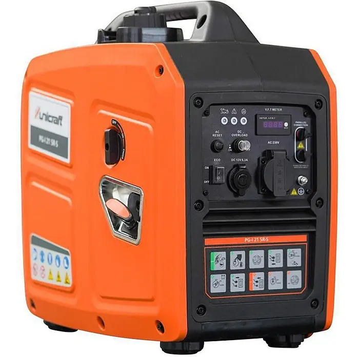 Stürmer Maschinen Stromerzeuger PG-I 21 SR-S - Nennleistung: 1,8 kW, Tankvolumen: 4 l, Verbrauch: 0,8 l/h - Ein orange-schwarzer Inverter-Generator mit Griff, Bedienfeld mit Display, AC- und DC-Anschlüssen sowie Schaltern.