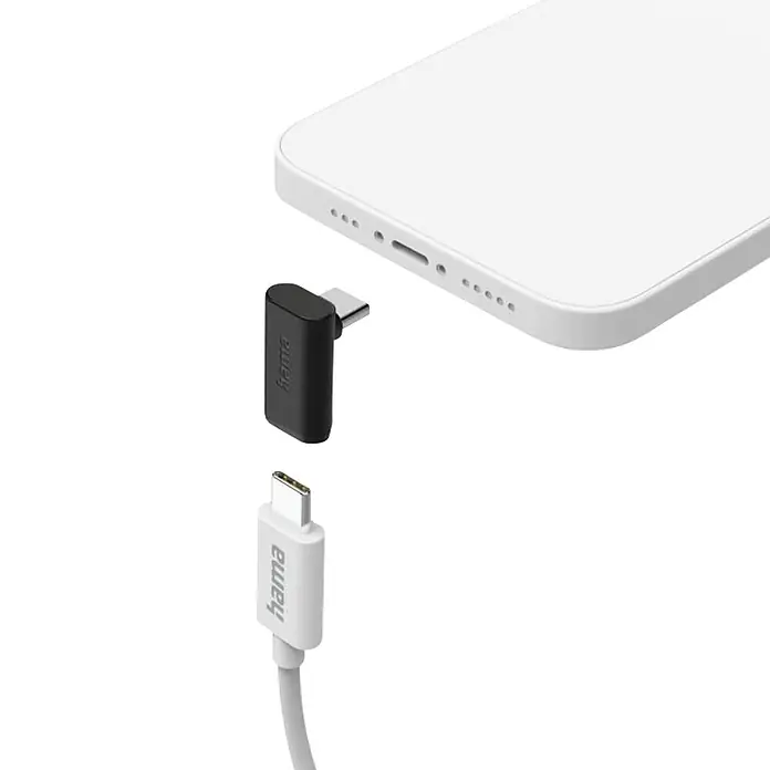 Hama USB-Adapter 1x USB-C Buchse - 1x USB-C Stecker 90° nach links gewinkelt - Schwarz - Schwarzer rechtwinkliger USB-C-Adapter und weißes Hama USB-C-Ladekabel mit einem weißen Smartphone.
