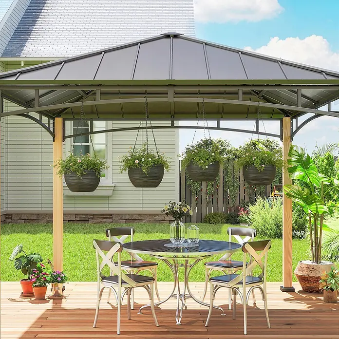 Outsunny Blumenampel - Außenmaß (Ø x H): 28 x 15 cm, Kunststoff, Schwarz - Graues Metallpavillon mit Holzpfosten, das einen Essbereich auf einer Holzterrasse im Garten überdacht.