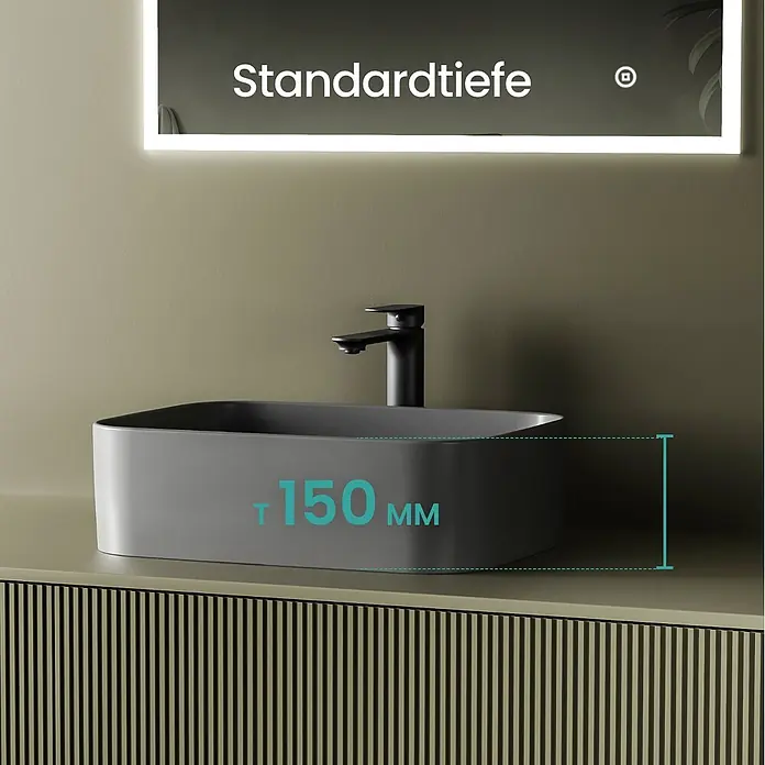 Emke Aufsatzwaschbecken CB09 - 605 x 380 mm, Hahnloch: Ohne, Ohne Überlauf, Dunkelgrau matt - Graues, rechteckiges Aufsatzwaschbecken mit schwarzem Wasserhahn auf einem Waschtisch. Spiegeltext zeigt "Standardtiefe", Beckentiefe 150 mm.
