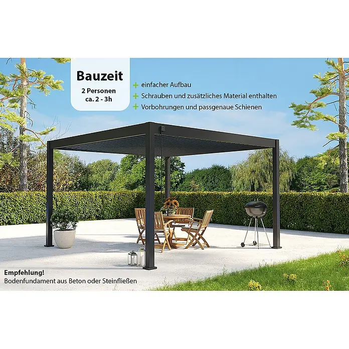 Weide Pergola Deluxe Plus freistehend Aluminium 4 x 4 m Anthrazit - B x T: 400 x 400 cm, Farbe Gestell: Sandpapier FinishAnthrazit / RAL Farbcode 7024, Aluminium - Eine dunkle Lamellendach-Pergola auf einer Terrasse, die Gartenmöbel und einen Grill beschattet.