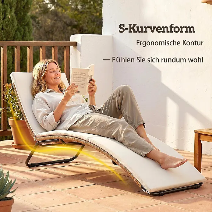 Outsunny Gartenliege - Cremeweiß, Stahl - Ergonomische S-förmige Sonnenliege mit Rattangeflecht-Optik und cremefarbenem Kissen. Ideal für entspanntes Outdoor-Relaxen.