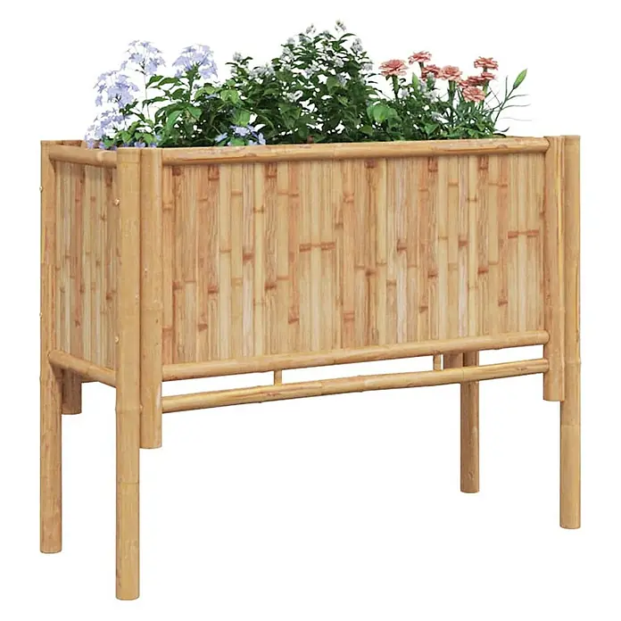 Furnicato Hochbeet - 90 x 35 x 70 cm, Naturmaterialien, Braun - Erhöhtes rechteckiges Bambus-Pflanzgefäß mit verschiedenen blühenden Pflanzen.