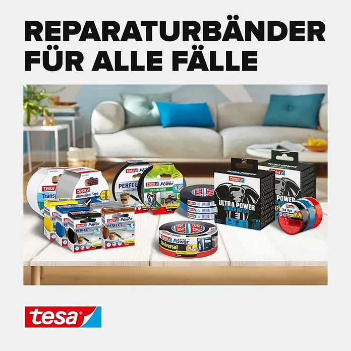 Tesa Extra Power Reparaturband Extreme Repair - 2,5 m x 19 mm, Schwarz, Selbstverschweißend - Eine Vielfalt an tesa Reparaturbändern für verschiedene Anwendungen, darunter transparentes, Aluminium-, Gewebe- und Ultra Power Band, auf einem Tisch.