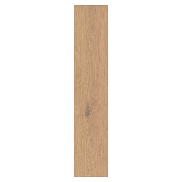 Krono Original Laminat Durastar Herringbone - Smoked Montanara Oak, Fischgrät, 630 x 126 x 9 mm - Hellbraune Holzdiele mit natürlicher Maserung und Ast.