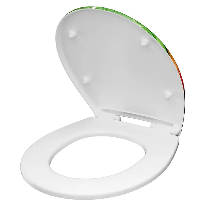 Calmwaters WC-Sitz Motiv Halbzeitpause - Duroplast, Mehrfarbig, Mit Absenkautomatik - Weißer Toilettensitz aus Kunststoff, Deckel offen, mit farbigem Design auf der Oberseite.