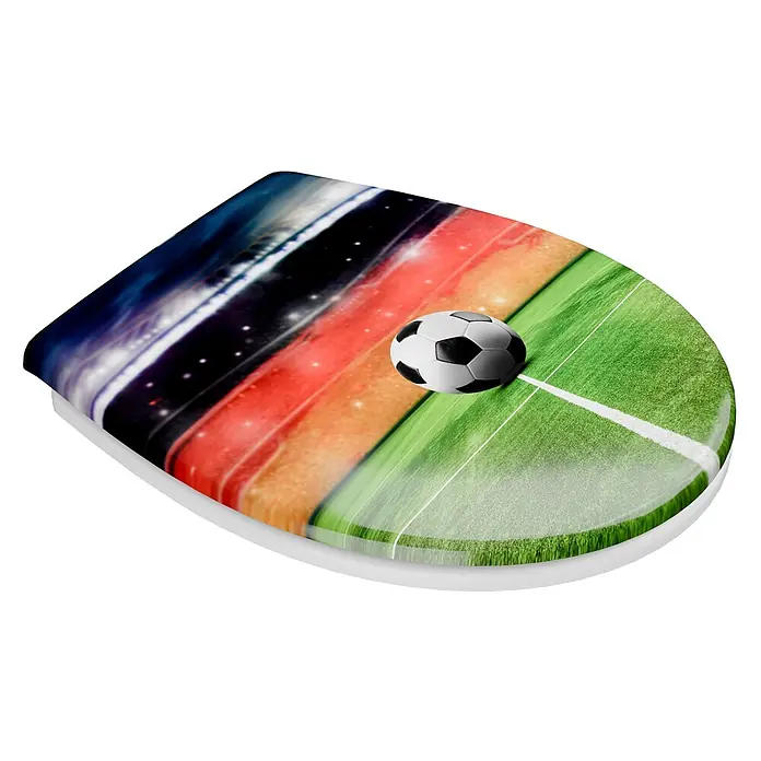 Calmwaters WC-Sitz Motiv Halbzeitpause - Duroplast, Mehrfarbig, Mit Absenkautomatik - Toilettensitz mit Fußballfeld, Ball und Stadionlichtern in Deutschlandfarben.