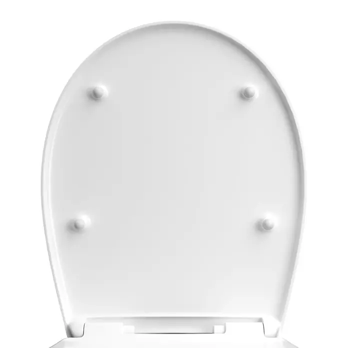 Calmwaters WC-Sitz Motiv Halbzeitpause - Duroplast, Mehrfarbig, Mit Absenkautomatik - Weiße Toilettenbrille, von unten gesehen, mit vier runden Auflagepuffern und Scharnier.